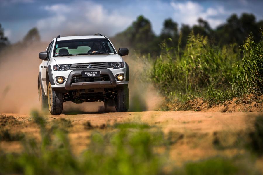  Mitsubishi Pajero Dakar OutDoor 2016 года  (фото 25 из 30)